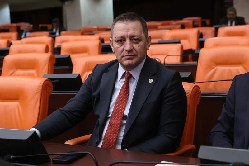 mhp-li-vekilden-skandal-sozler-cemevleri-teror-orgutlerinin-yogun-oldugu-bir-yer-